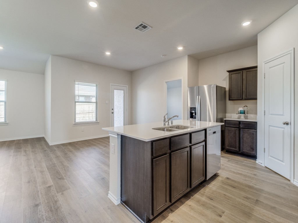 2921 Jasmine Drive
