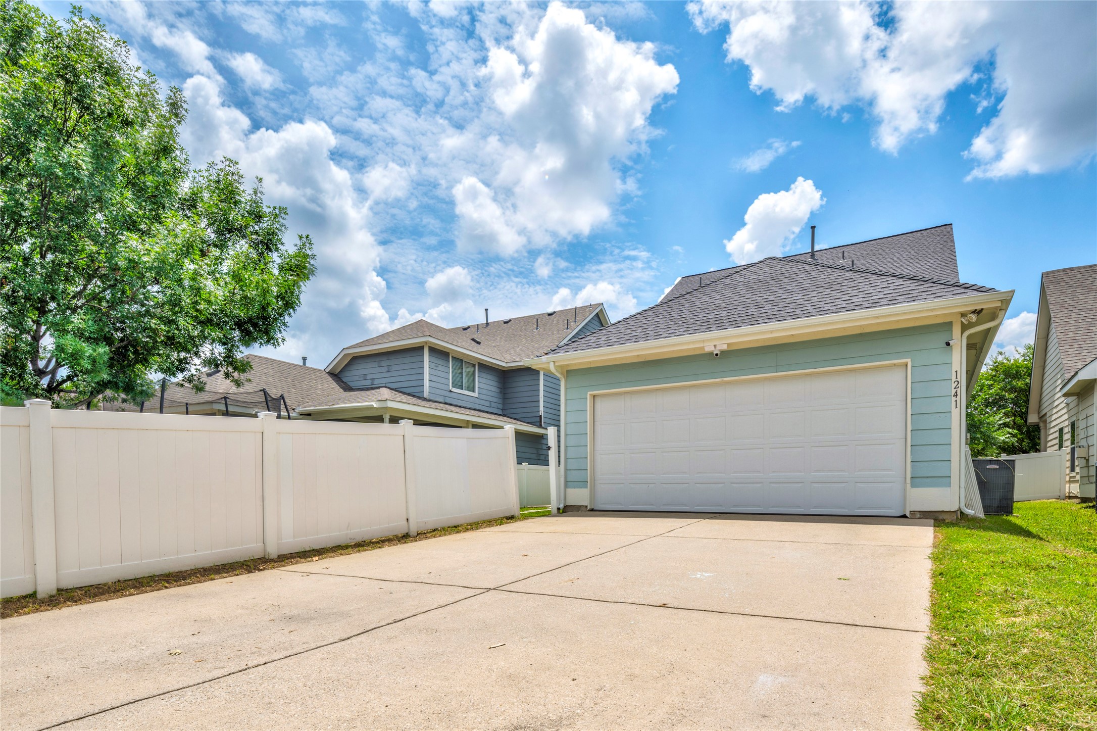 1241 Chattahoochee Drive