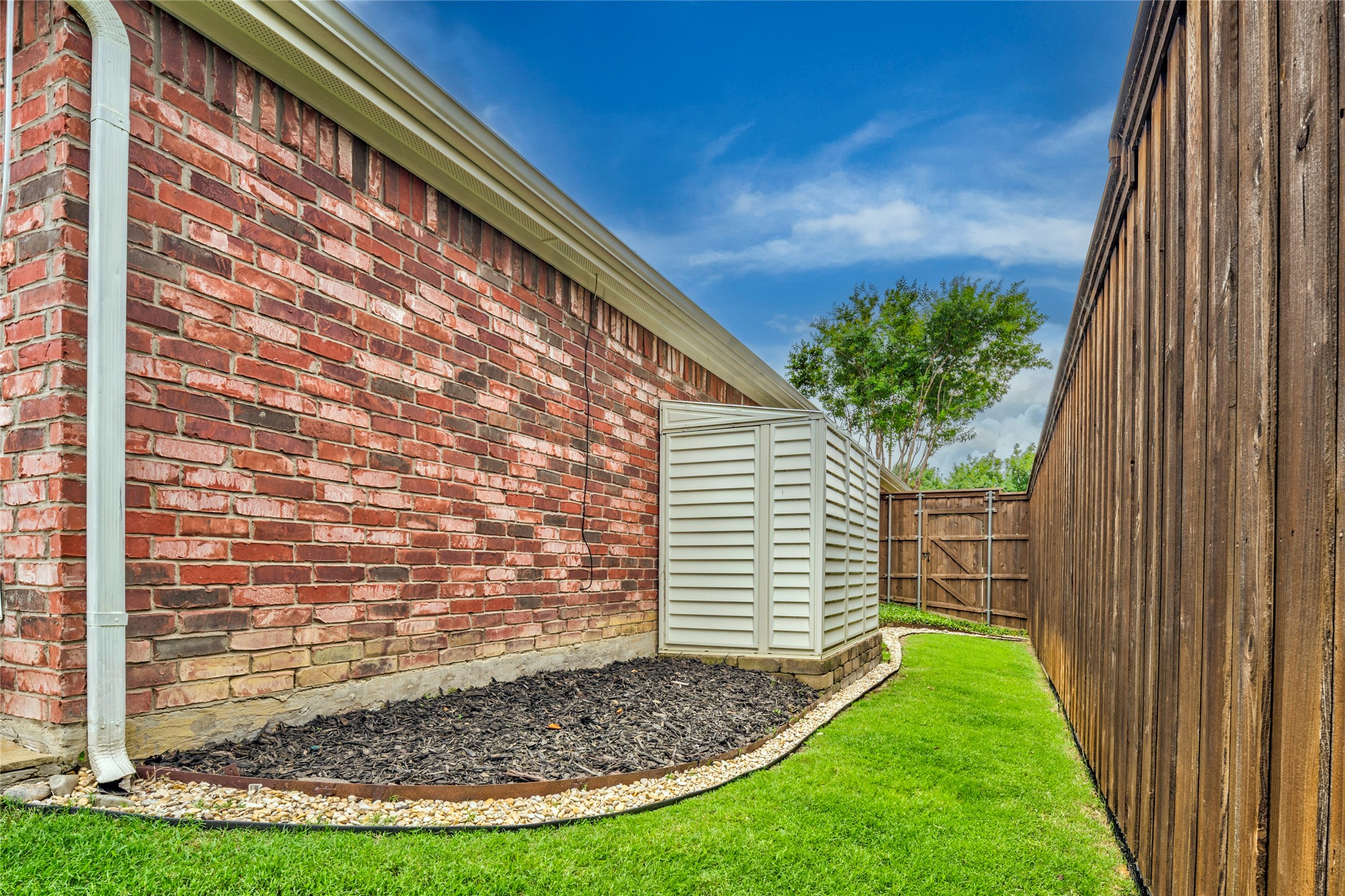 5570 Midnight Moon Drive