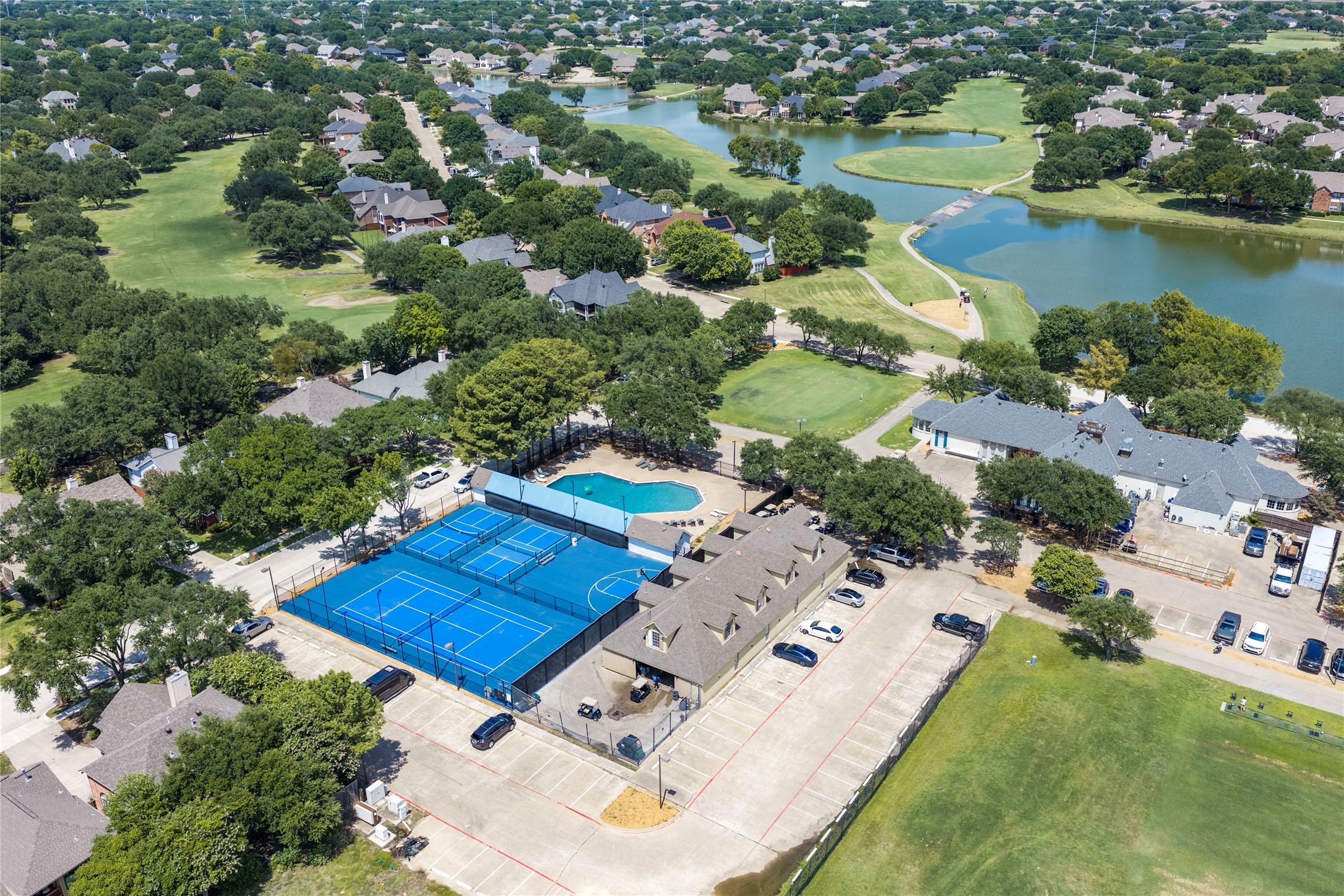 4912 Baton Rouge Boulevard