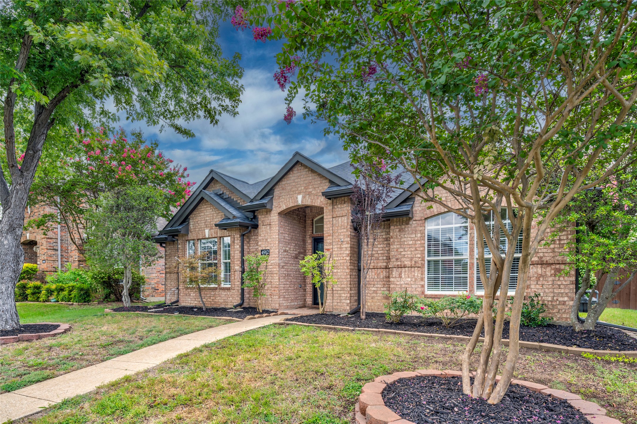 4912 Baton Rouge Boulevard