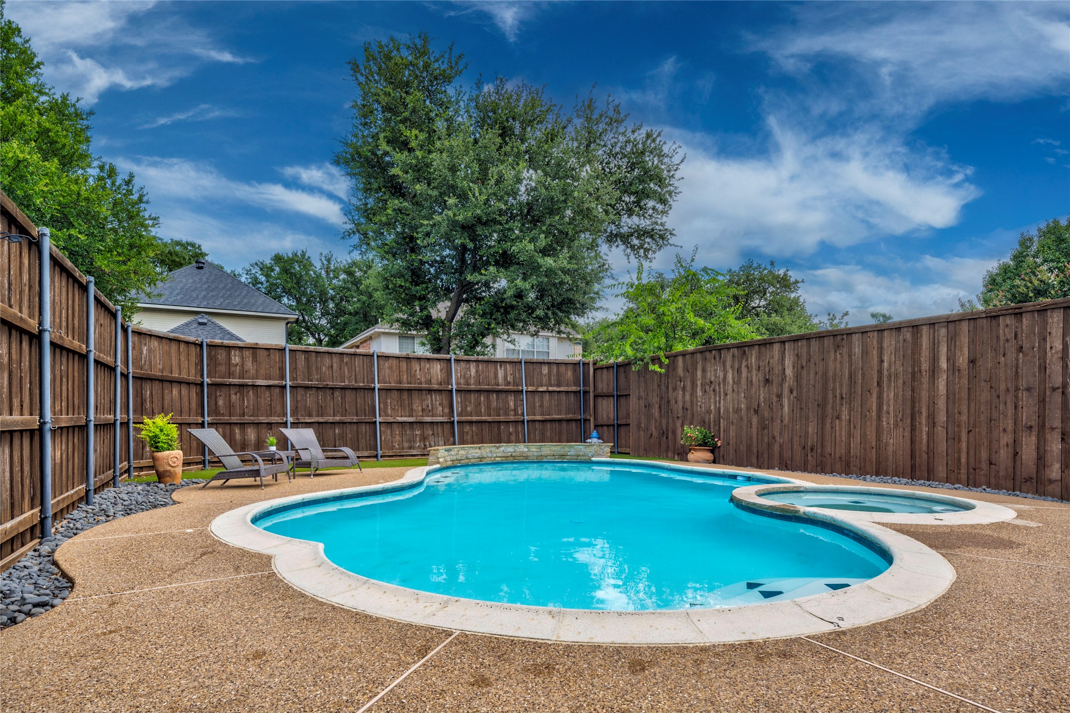 4912 Baton Rouge Boulevard