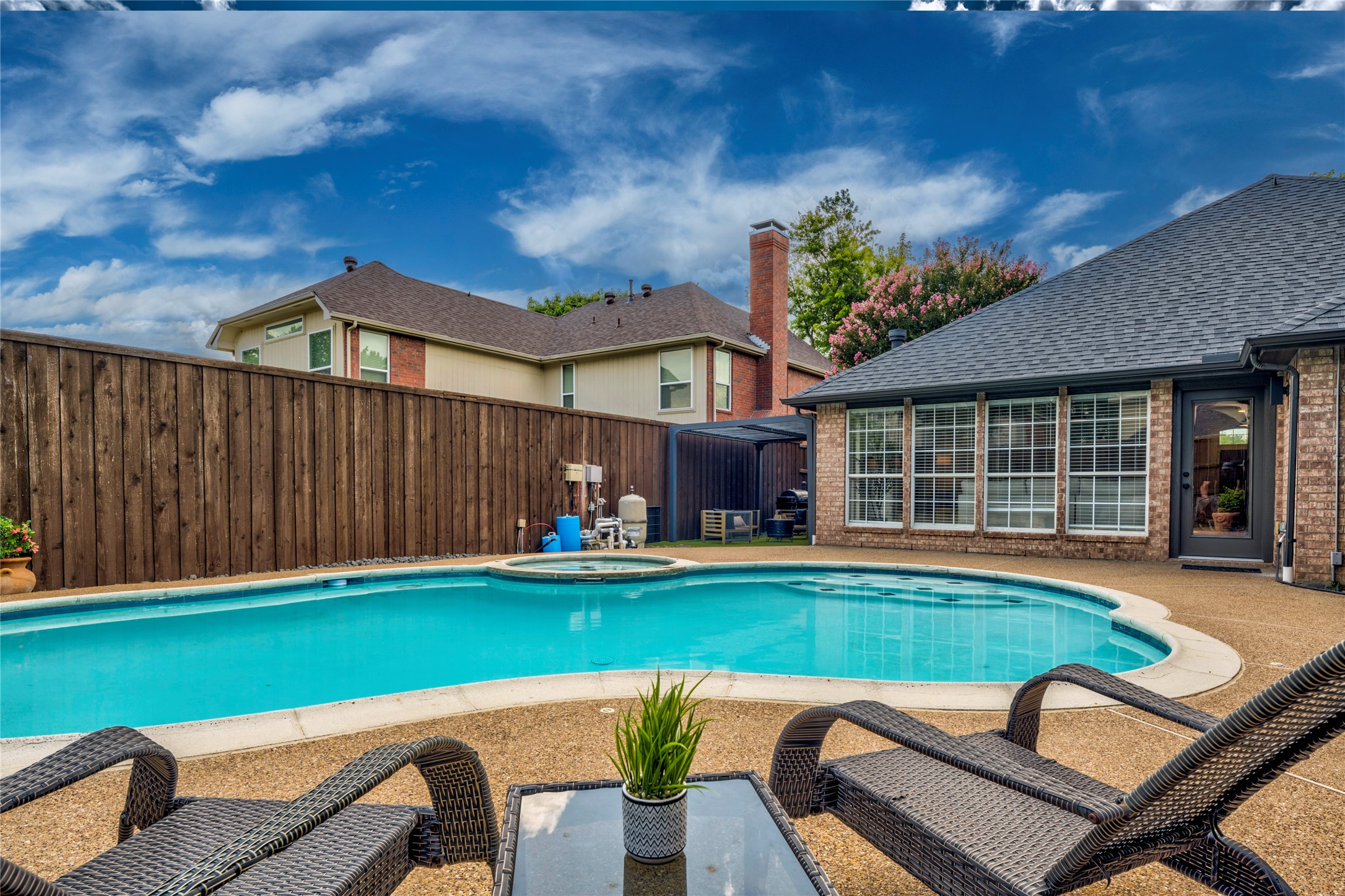 4912 Baton Rouge Boulevard