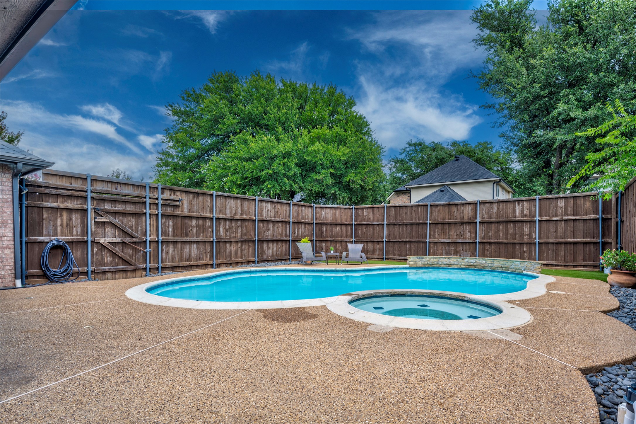 4912 Baton Rouge Boulevard
