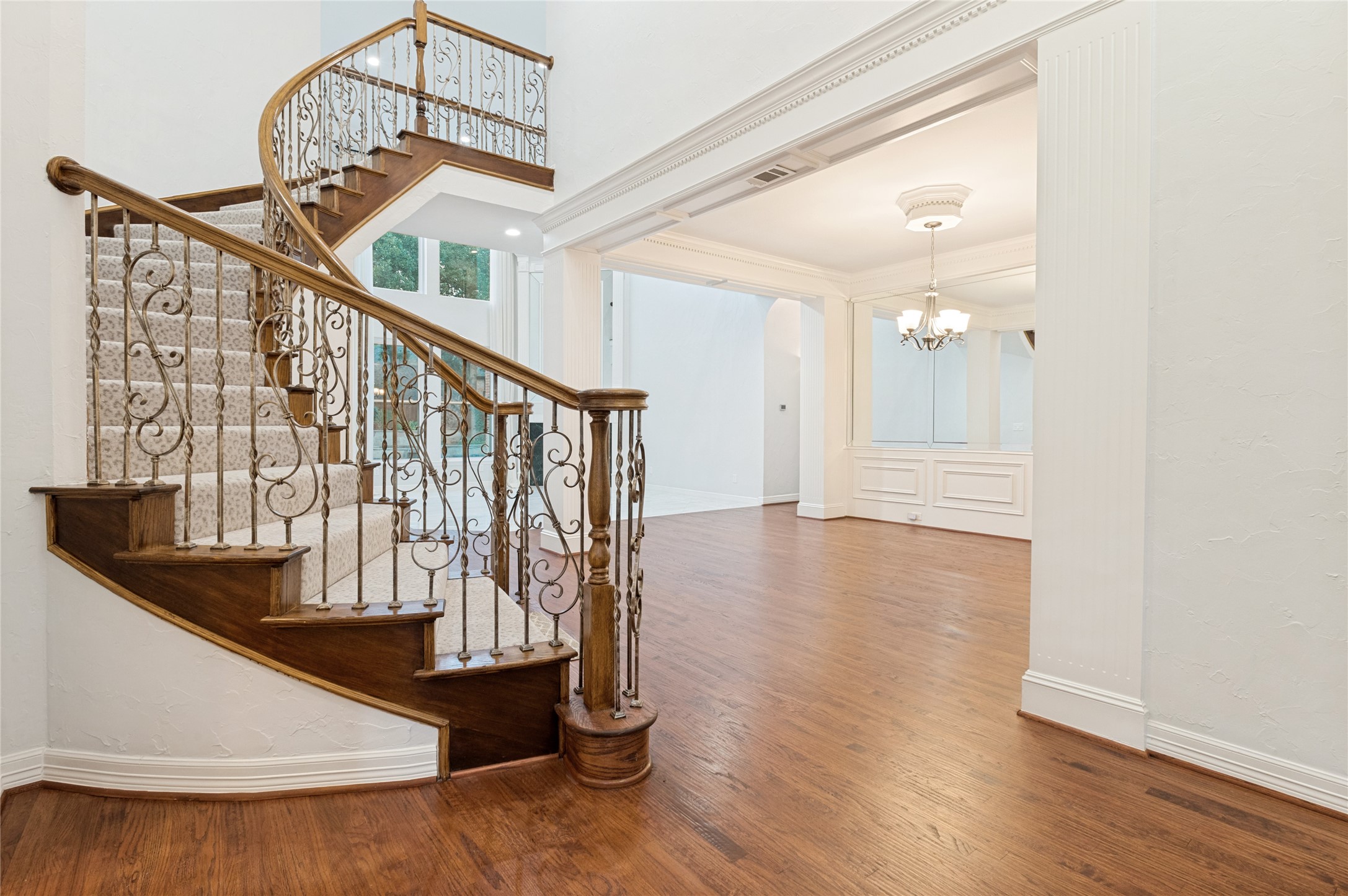 801 Shady Bend Court