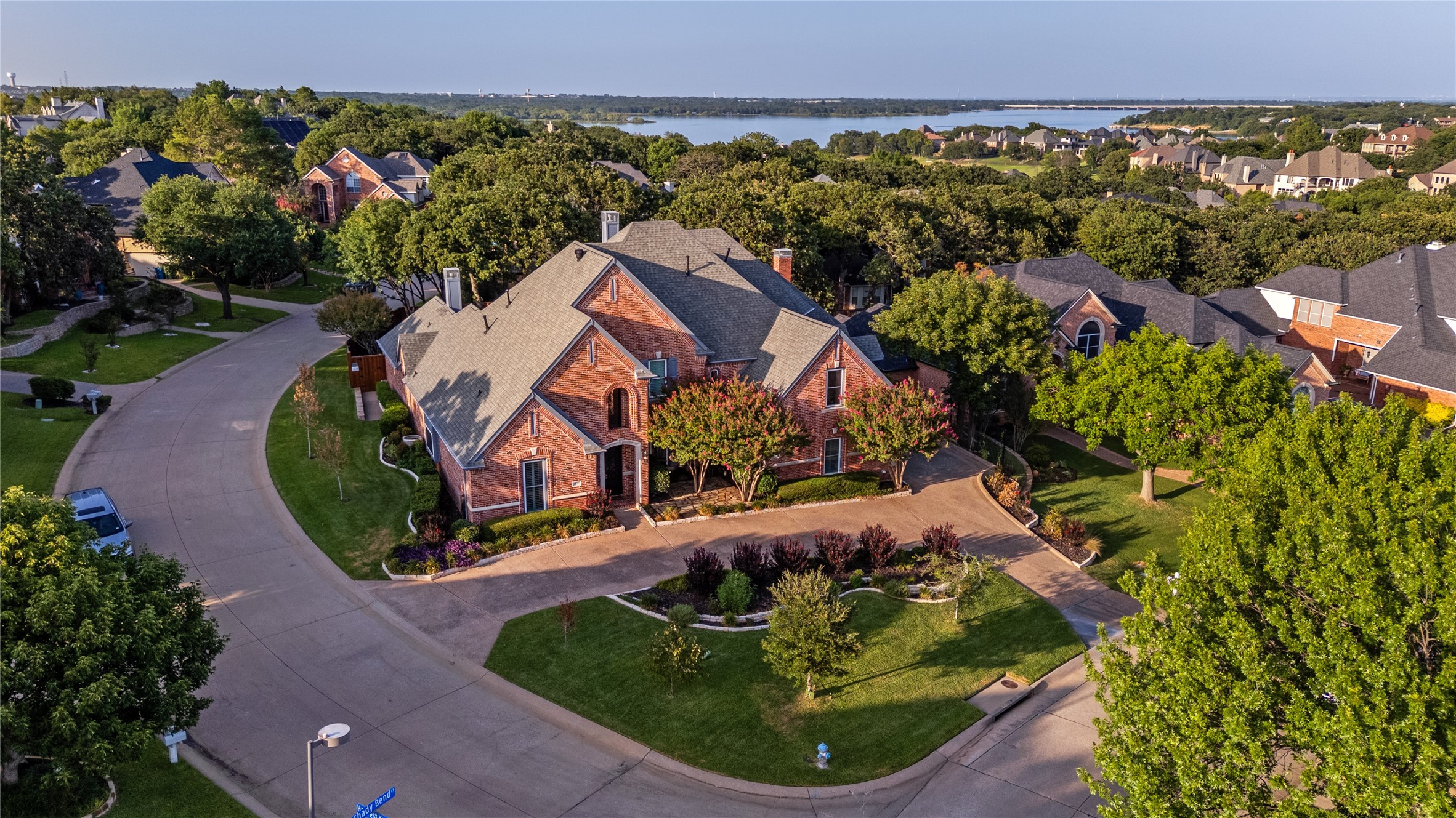 801 Shady Bend Court