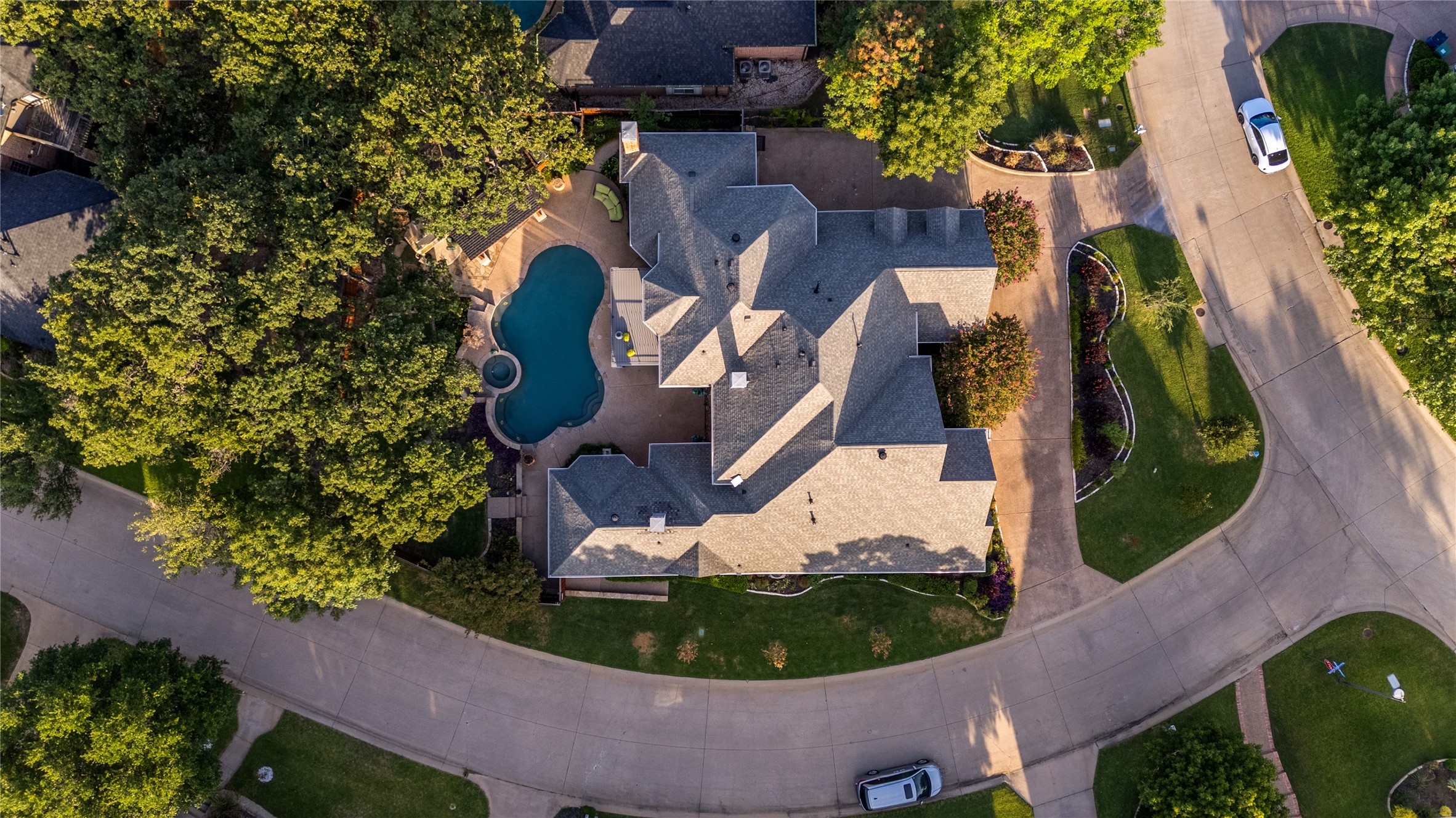 801 Shady Bend Court