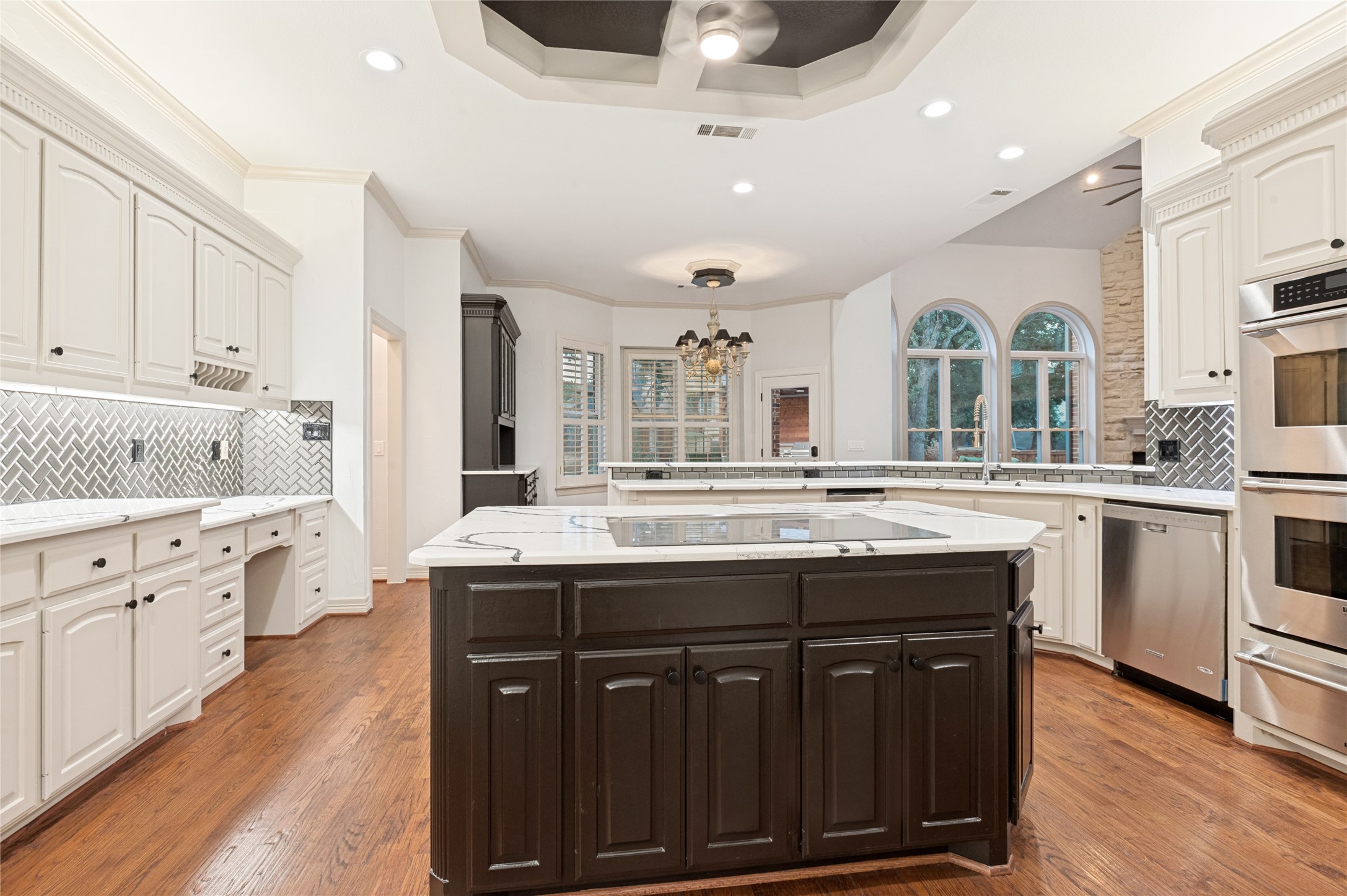 801 Shady Bend Court