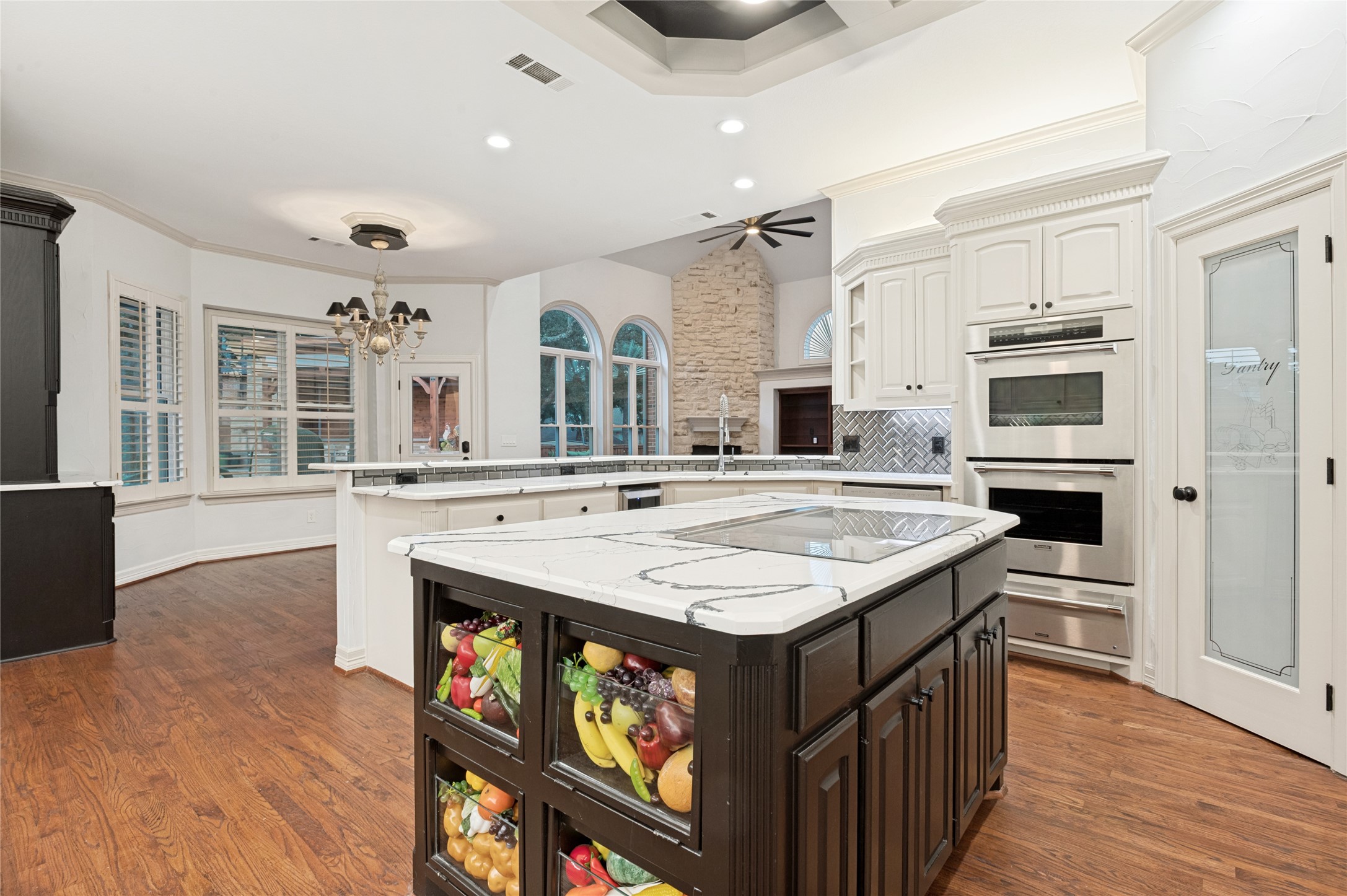 801 Shady Bend Court