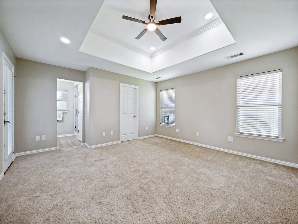 11217 Southerland Drive