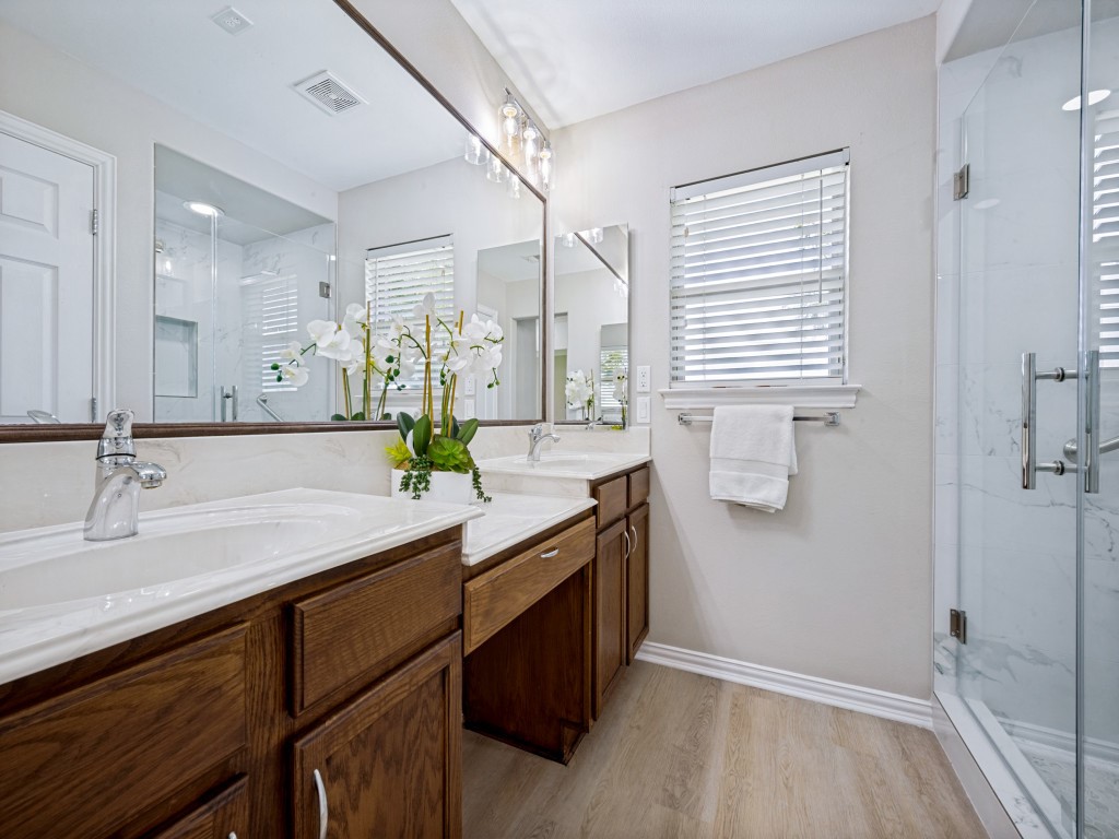 11217 Southerland Drive