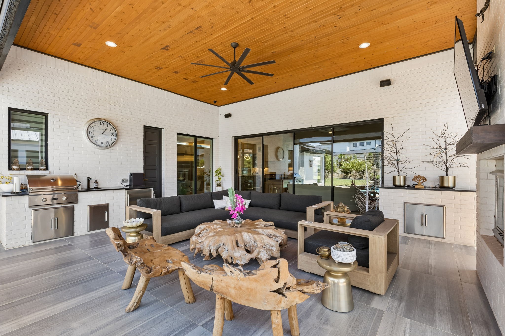 1728 Hidalgo Lane