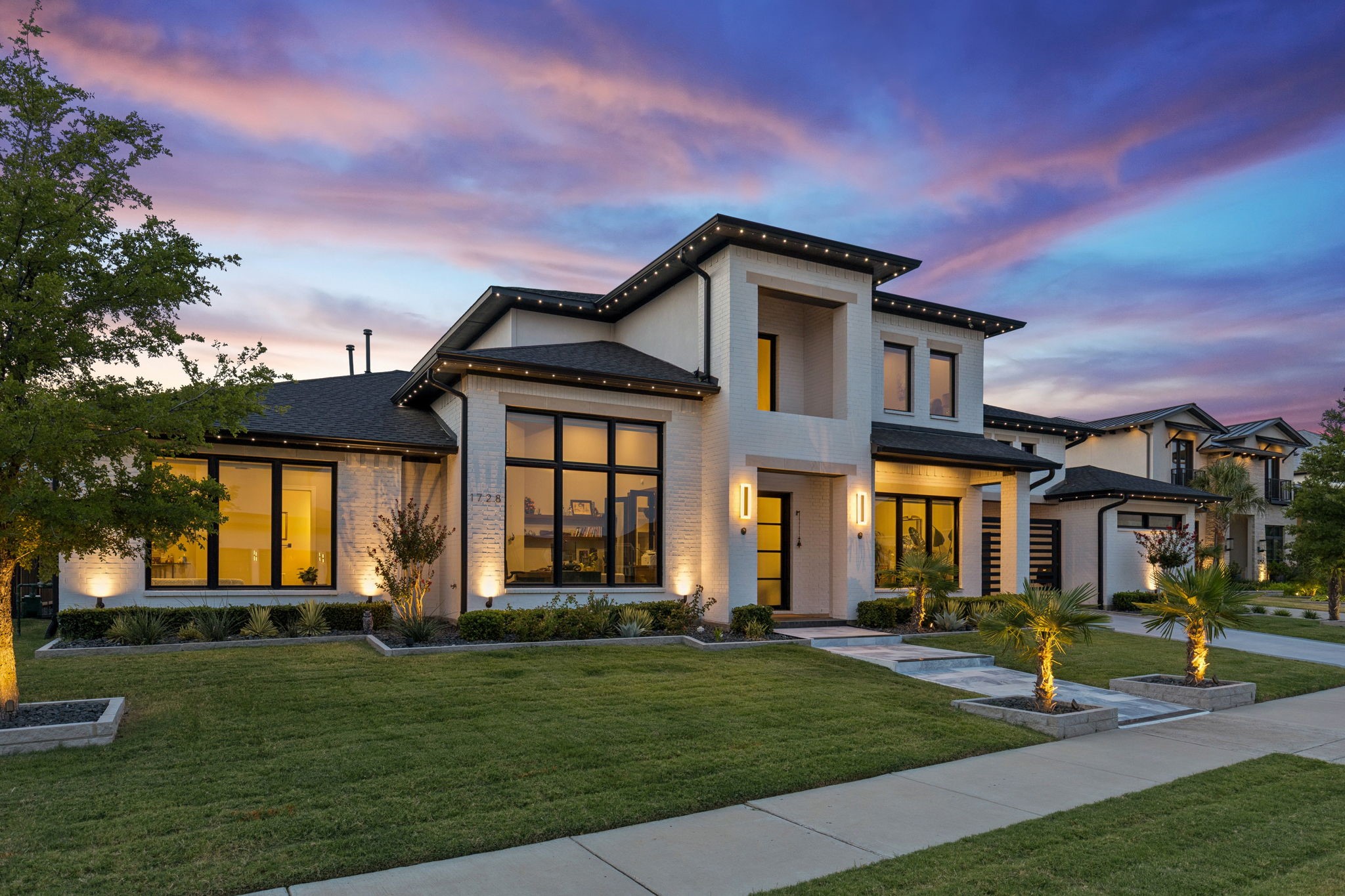 1728 Hidalgo Lane