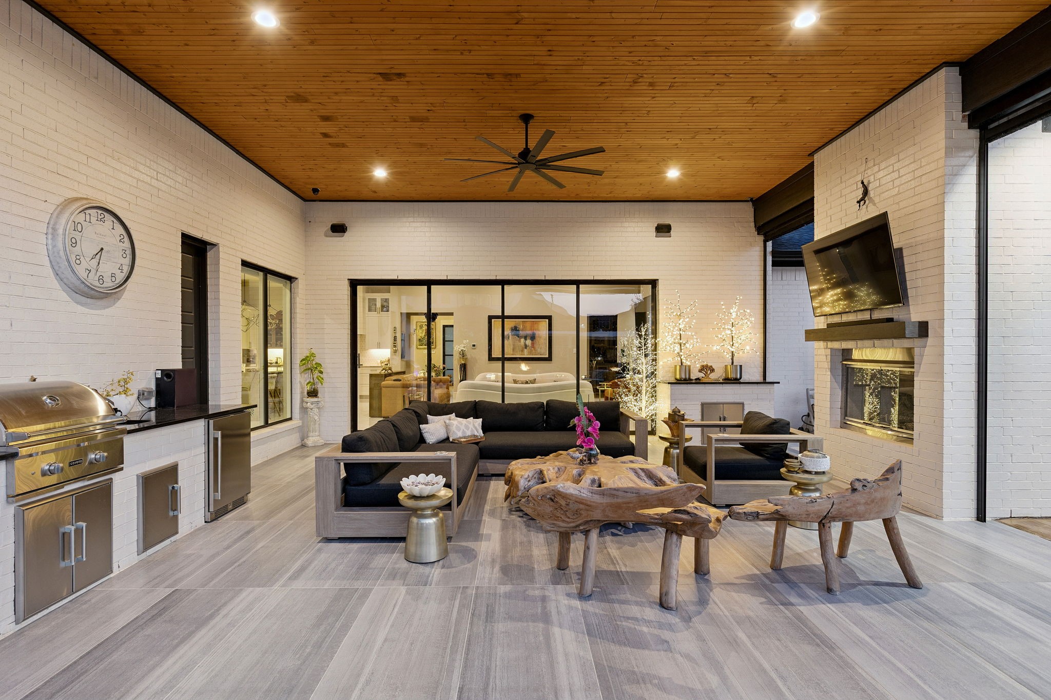 1728 Hidalgo Lane