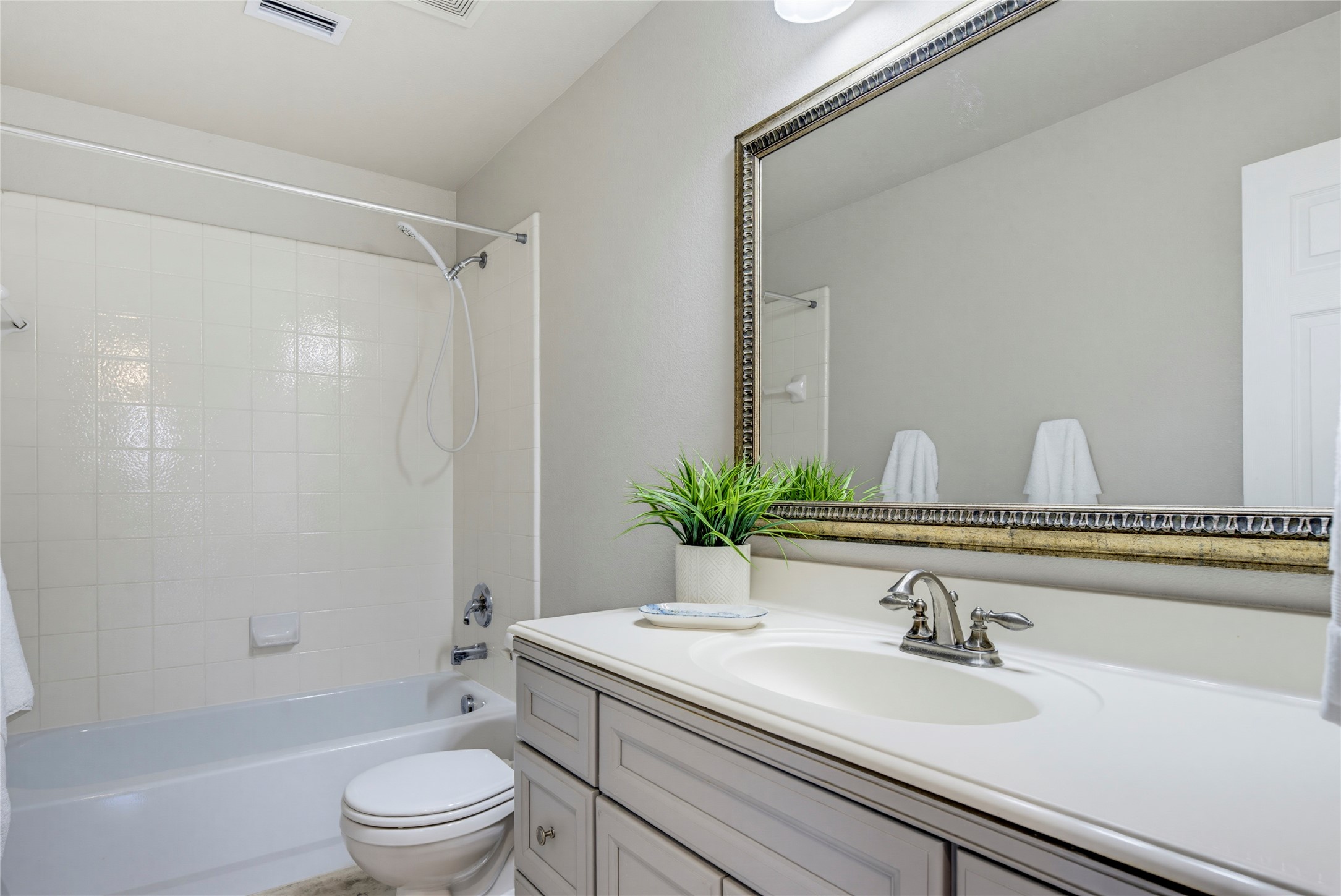 3408 Loblolly Lane