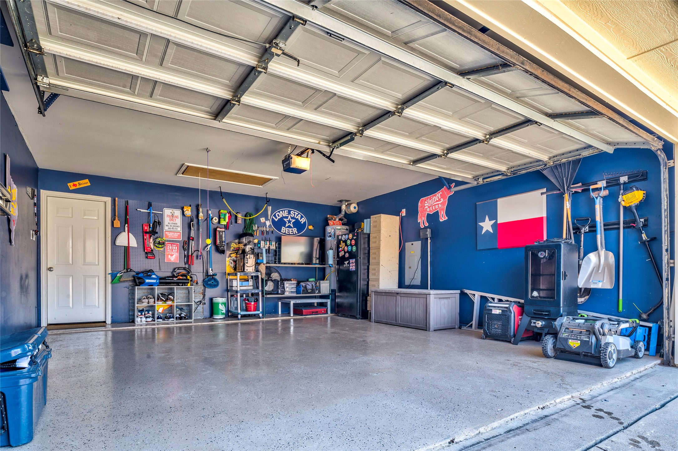8745 Turnberry Drive
