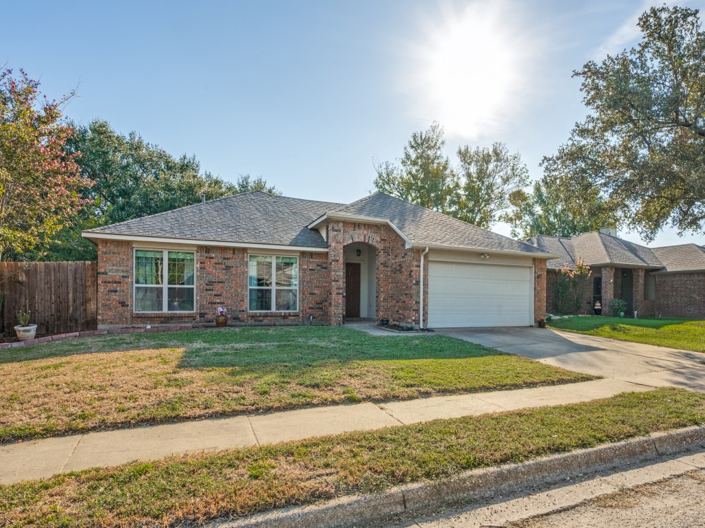 7012 Autumn Lane Watauga TX