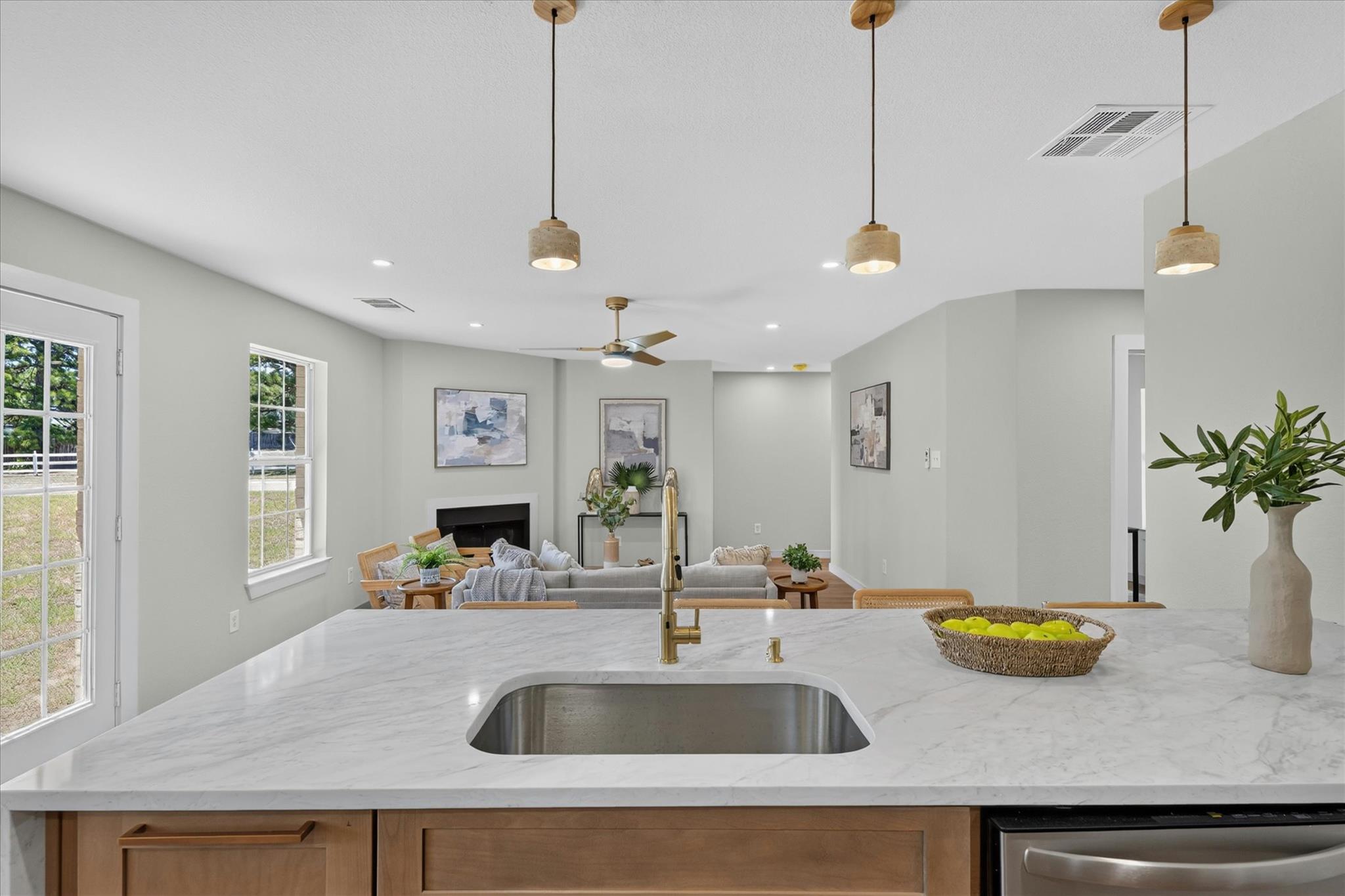 258 Pine View LOOP