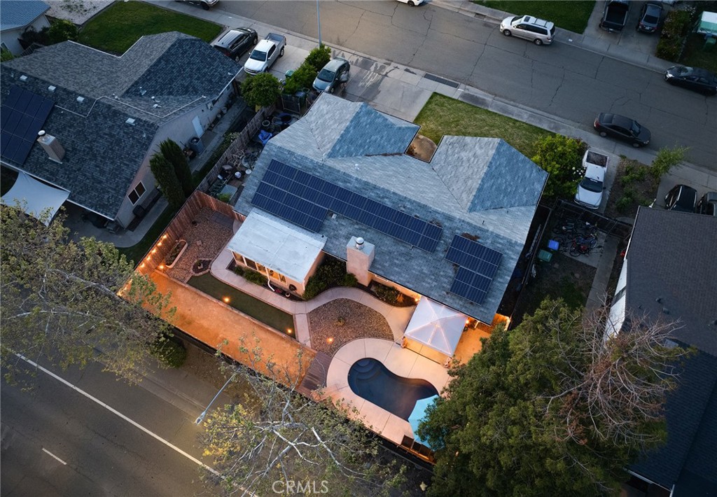 11 Betsey Way