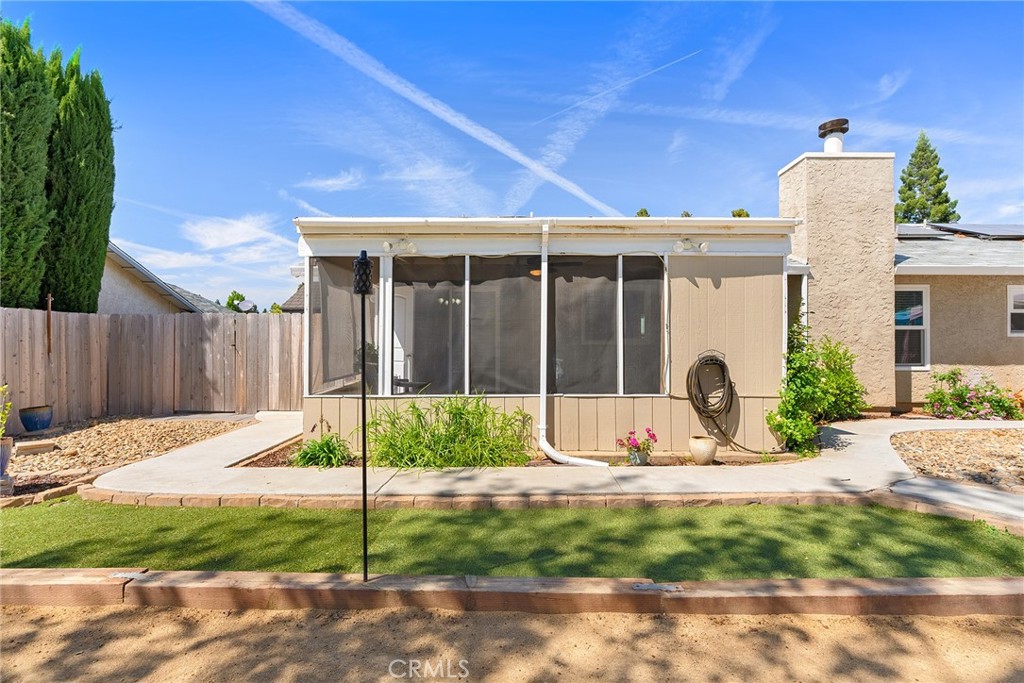 11 Betsey Way