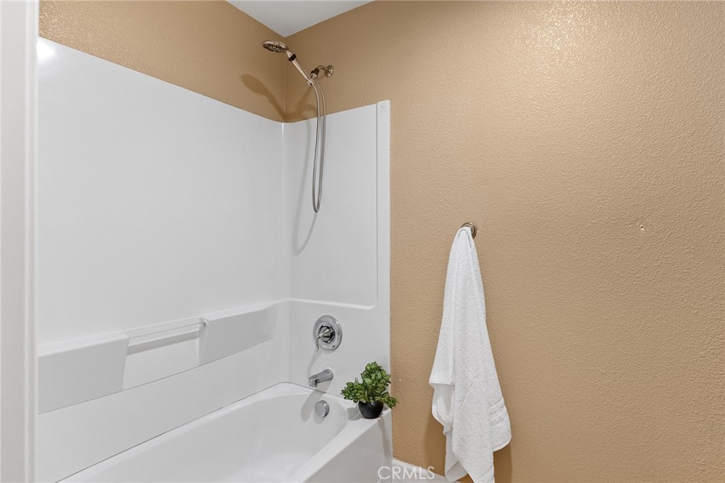 3115 Tule River Way