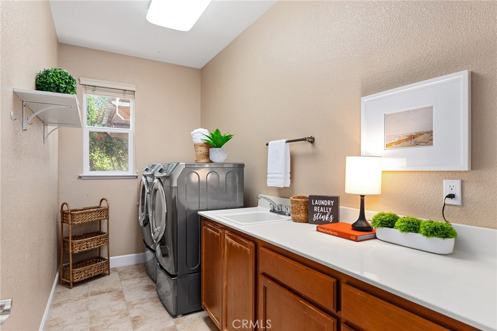 3115 Tule River Way