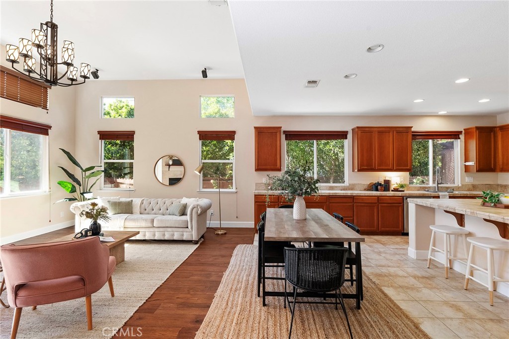 3115 Tule River Way