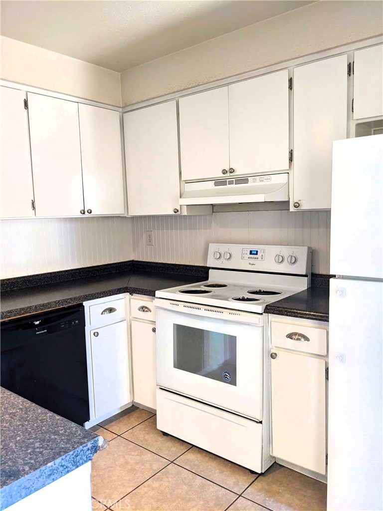 1103 Greenwich Drive