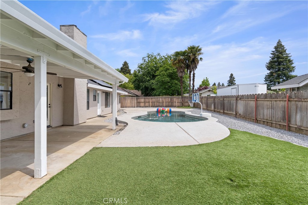 1635 Almendia Drive