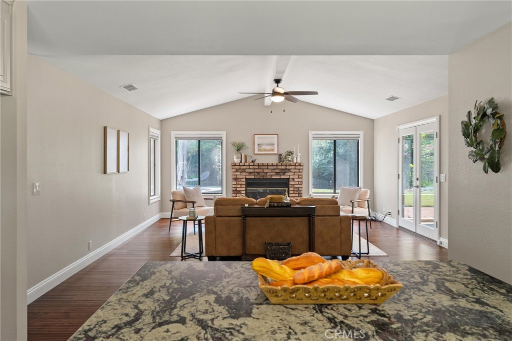 2535 G Warren Drive