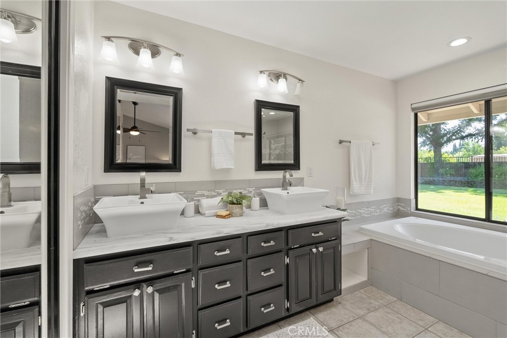 2535 G Warren Drive