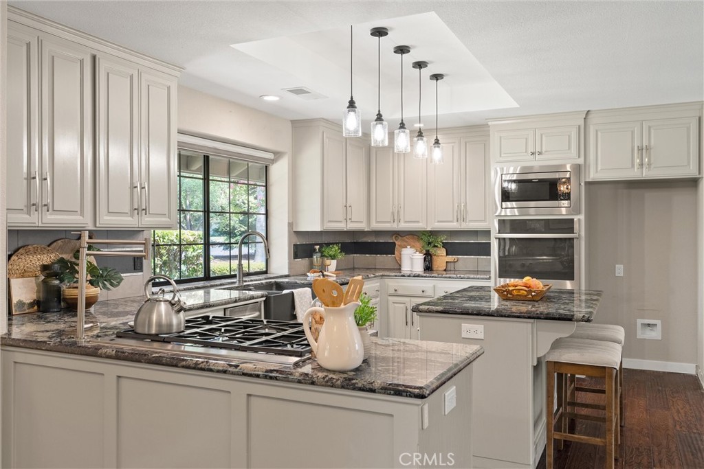 2535 G Warren Drive
