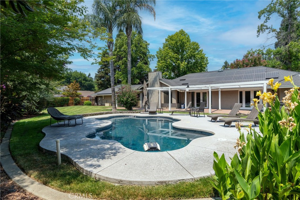 2535 G Warren Drive