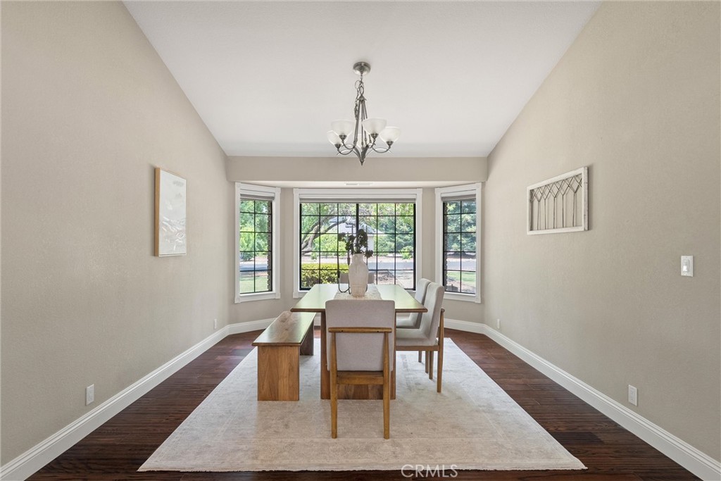 2535 G Warren Drive