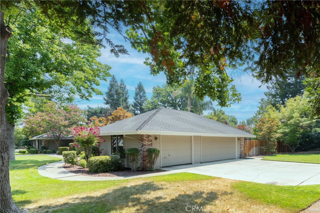 2535 G Warren Drive