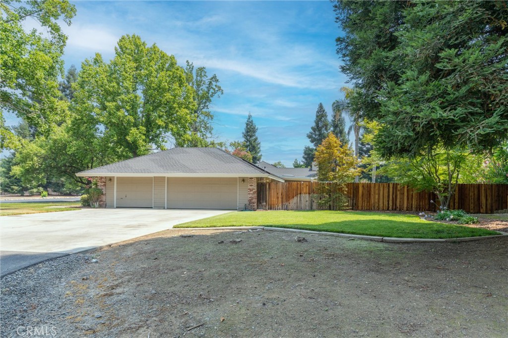 2535 G Warren Drive
