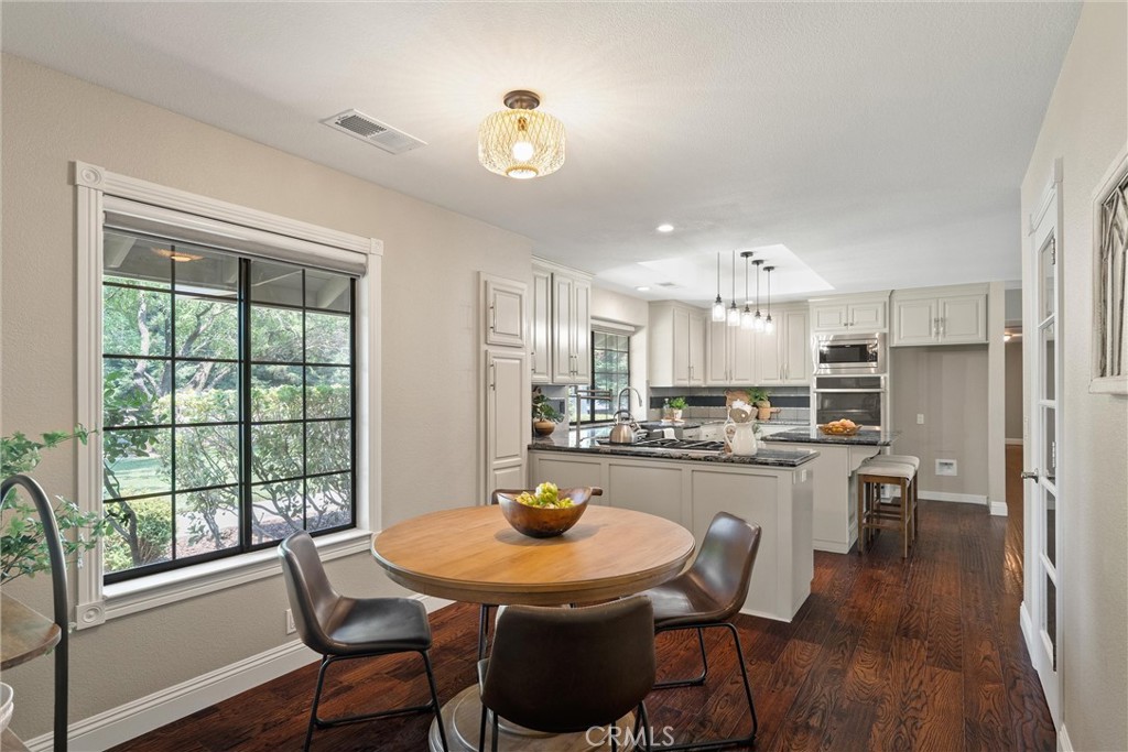 2535 G Warren Drive