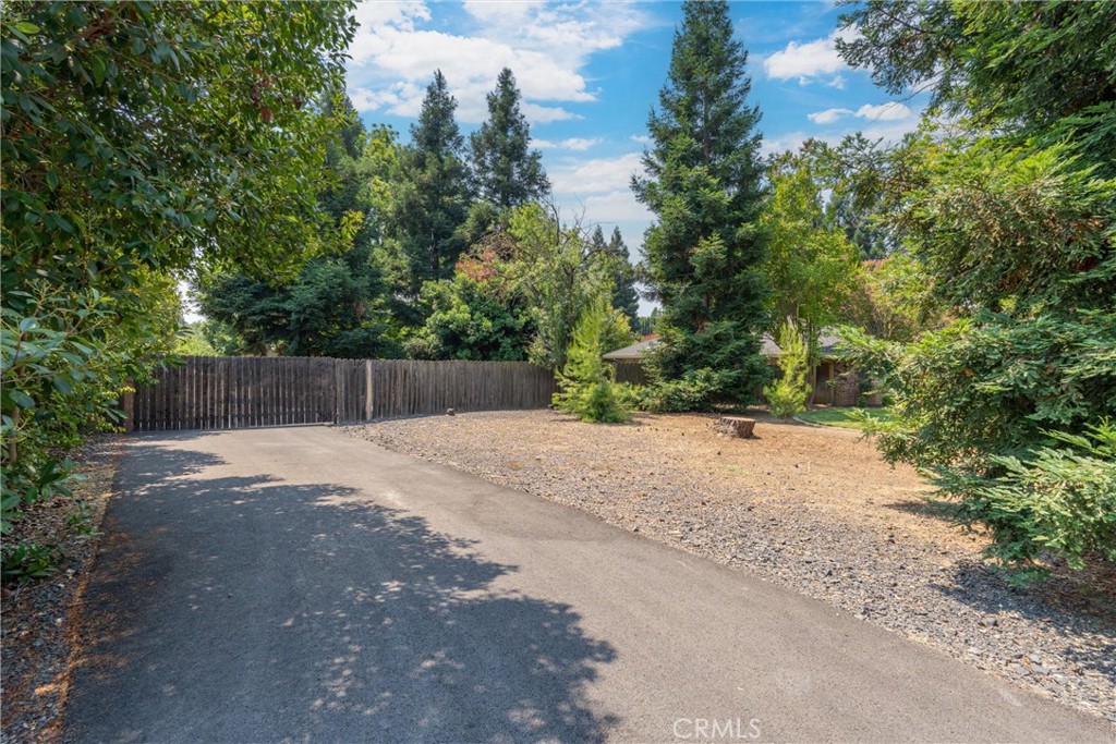 2535 G Warren Drive