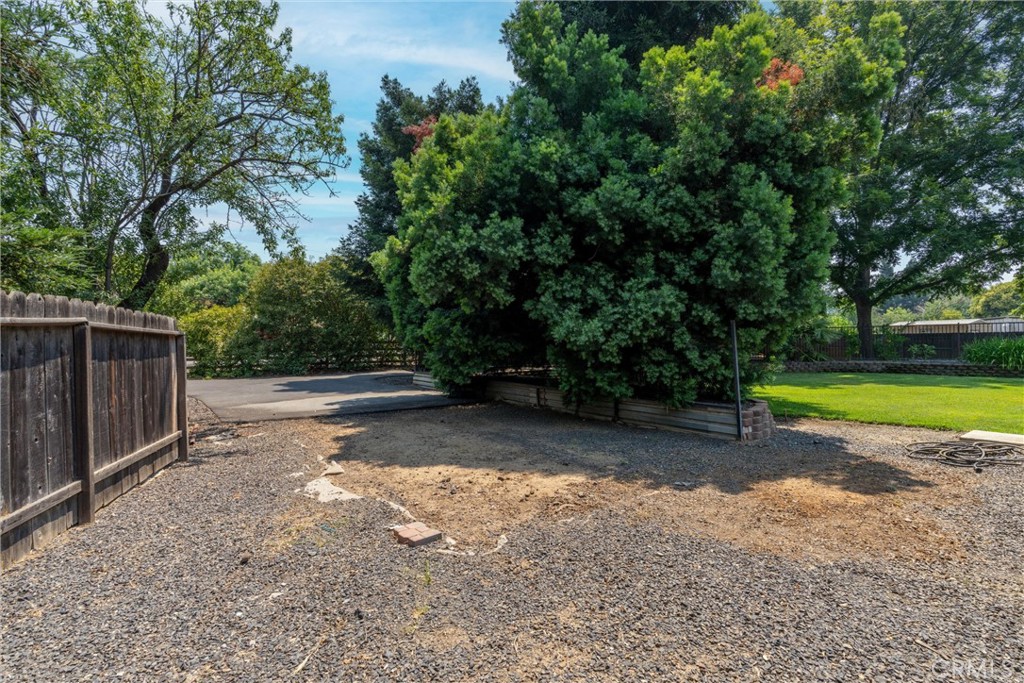 2535 G Warren Drive