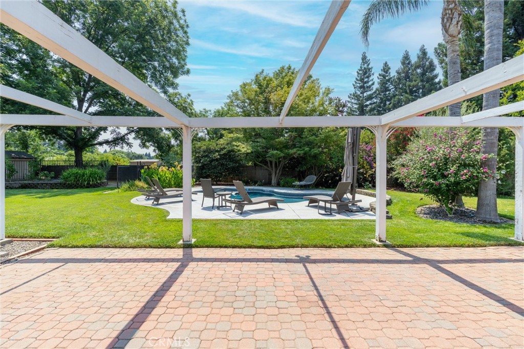 2535 G Warren Drive