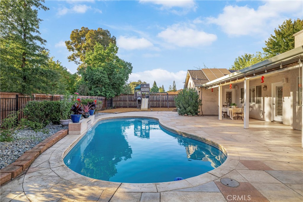 2286 Burlingame Drive