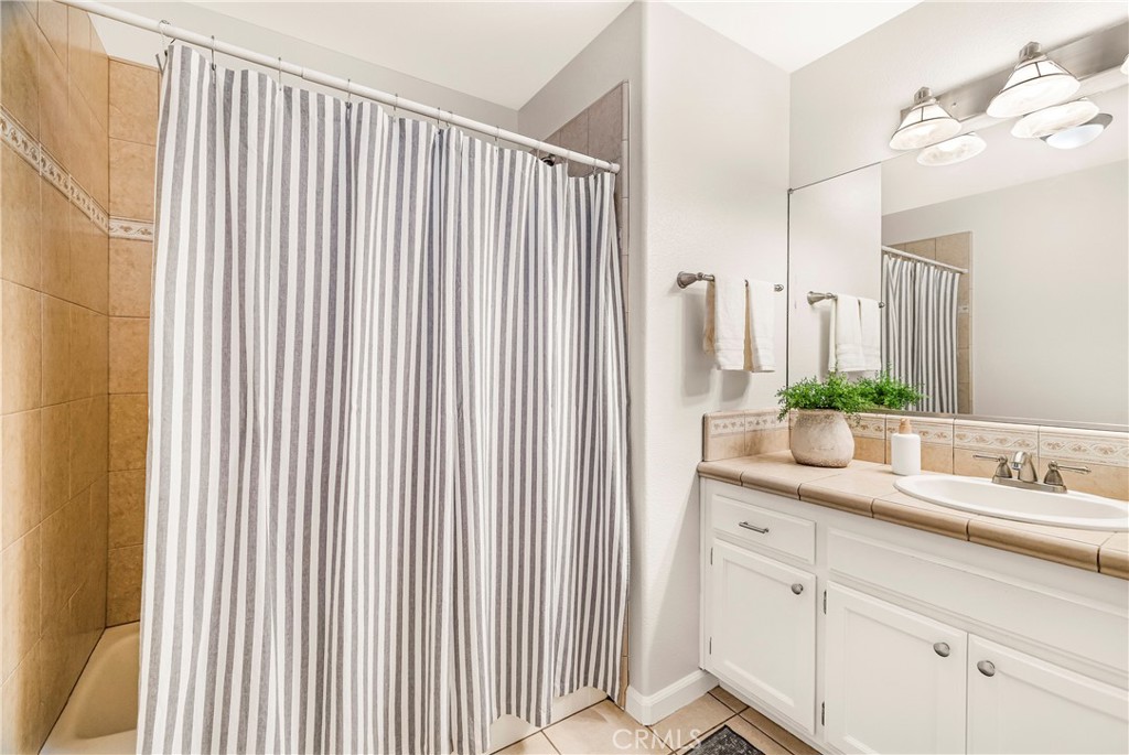 2286 Burlingame Drive