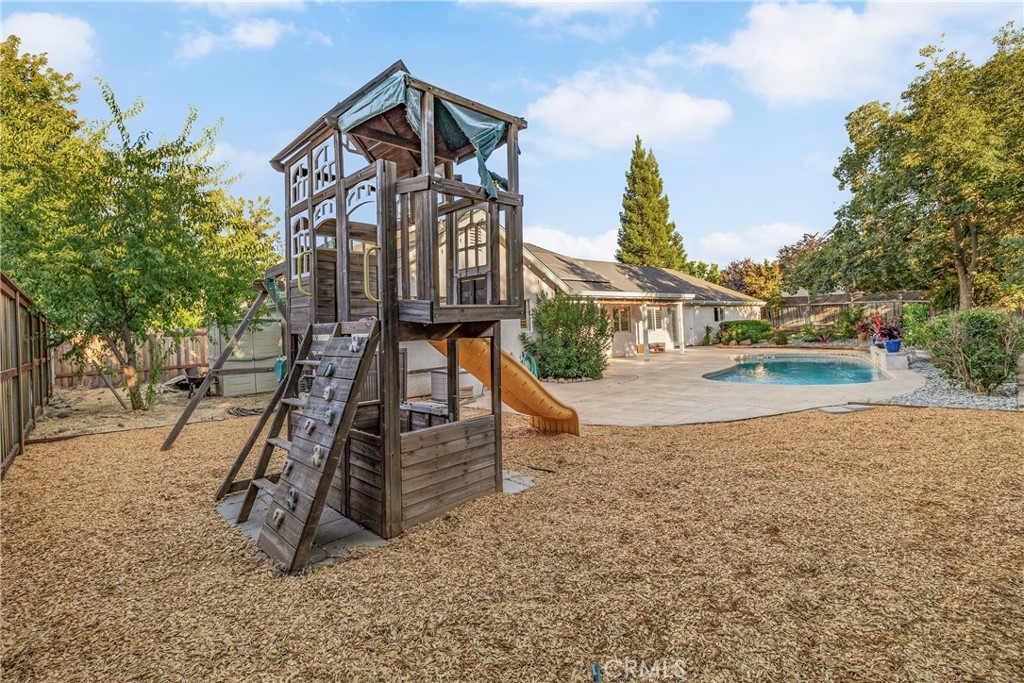 2286 Burlingame Drive