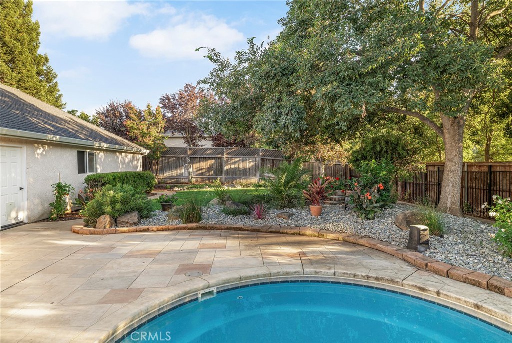2286 Burlingame Drive
