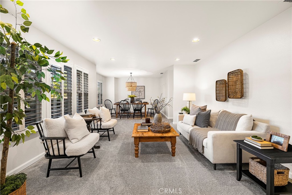 2286 Burlingame Drive