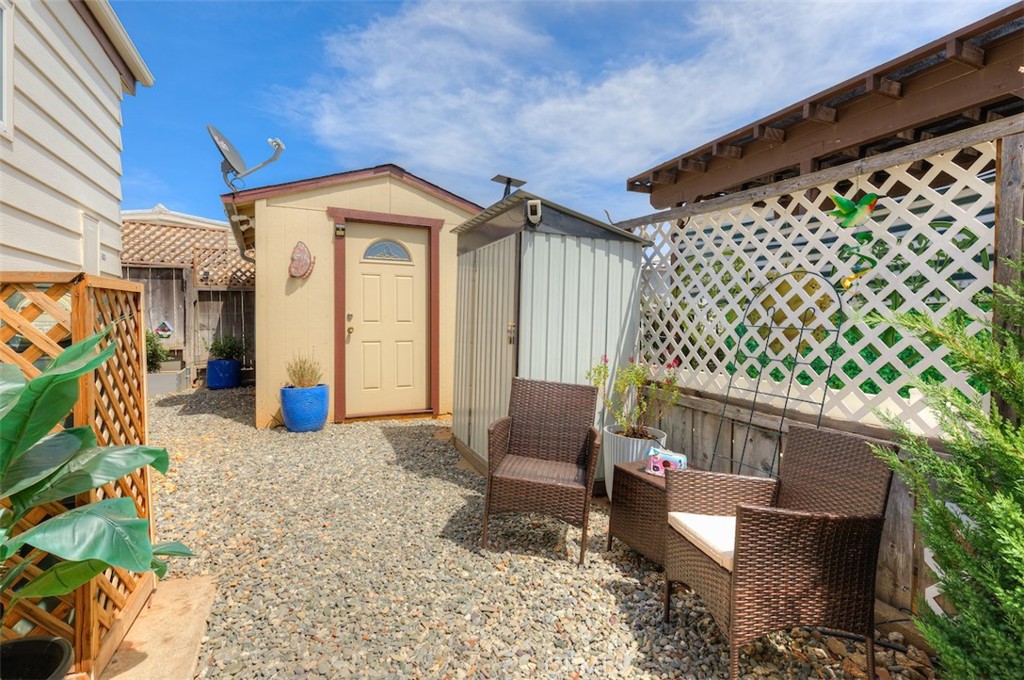 1675 Manzanita Avenue 82