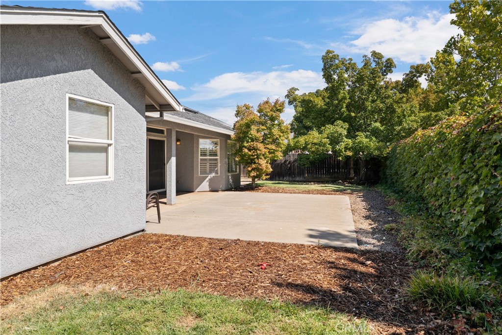 1555 Champlain Way