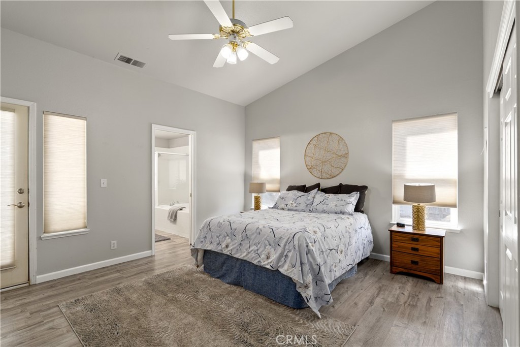 1555 Champlain Way