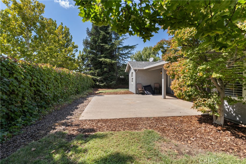 1555 Champlain Way