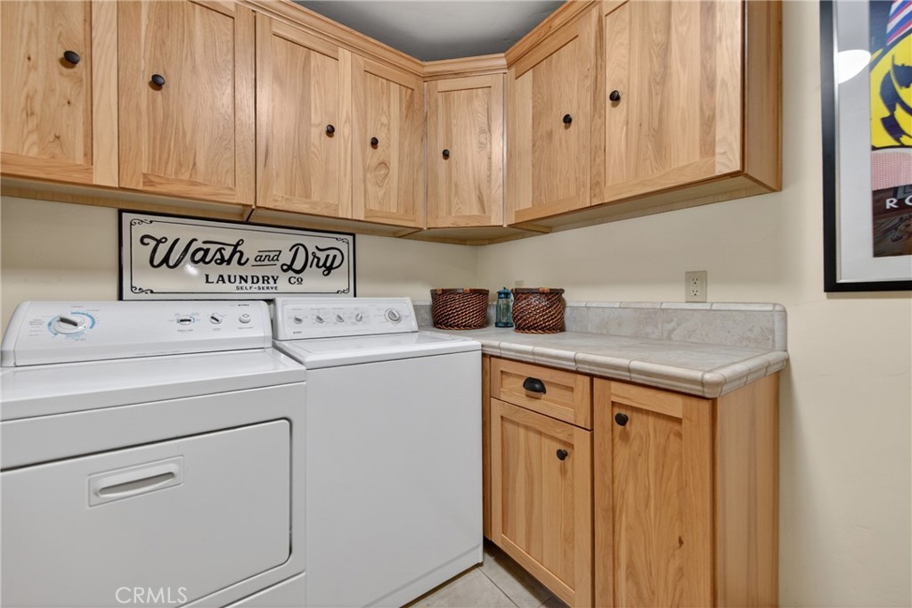 489 Dinsmore Drive